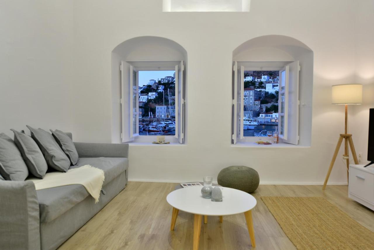 Hydra Hospitality Port Apartment Esterno foto