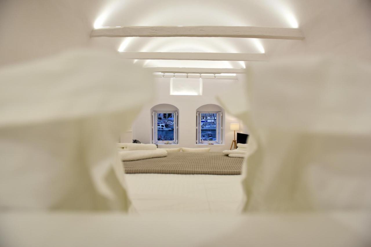 Hydra Hospitality Port Apartment Esterno foto