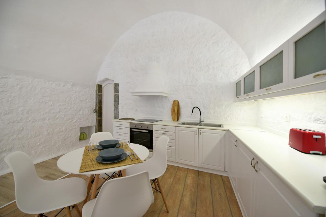 Hydra Hospitality Port Apartment Esterno foto
