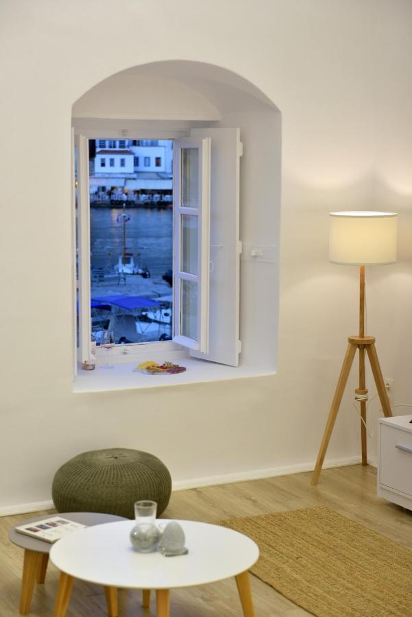 Hydra Hospitality Port Apartment Esterno foto